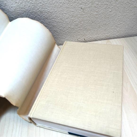 Handicrafts of New England By Allen H. Eaton. 374 pages. Art Reference. - Picture 6 of 10